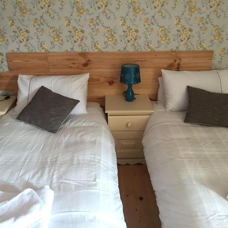 A Selection Of Self Catering Holiday Homes At Kilcloon Cottages 메이누스 외부 사진