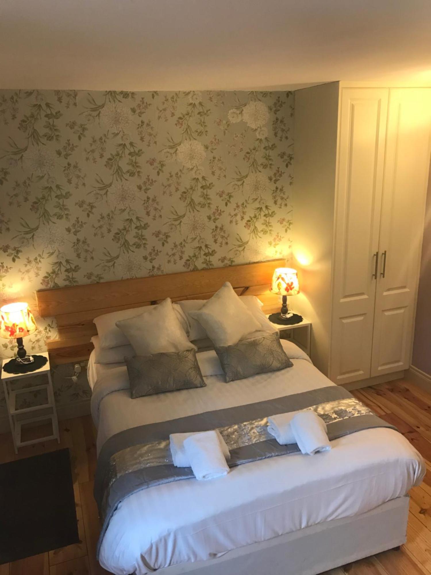 A Selection Of Self Catering Holiday Homes At Kilcloon Cottages 메이누스 외부 사진