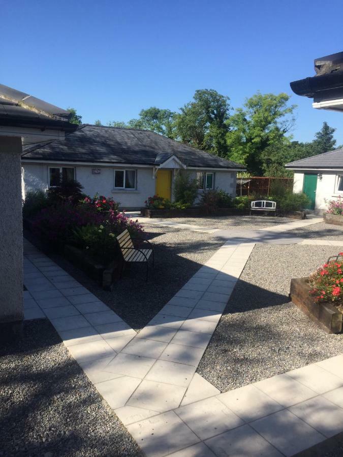 A Selection Of Self Catering Holiday Homes At Kilcloon Cottages 메이누스 외부 사진