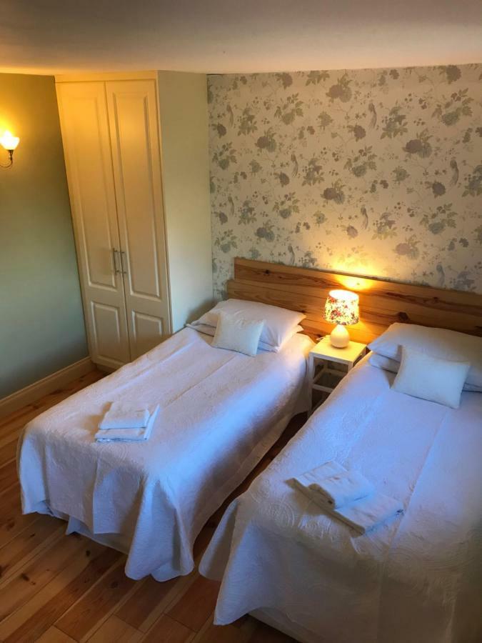A Selection Of Self Catering Holiday Homes At Kilcloon Cottages 메이누스 외부 사진
